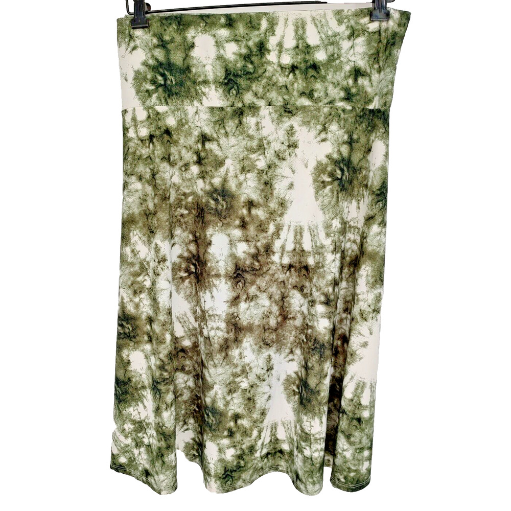 LuLaRoe Woman Green Floral Knee Hi Flowy Skirt Size 2XL Wide Waist Band Stretch